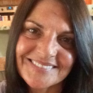 Meet your Posher, Lorie